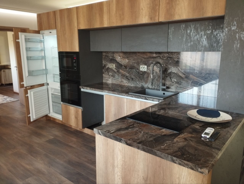 Луксозен 3стаен ап в Центъра на Плевен