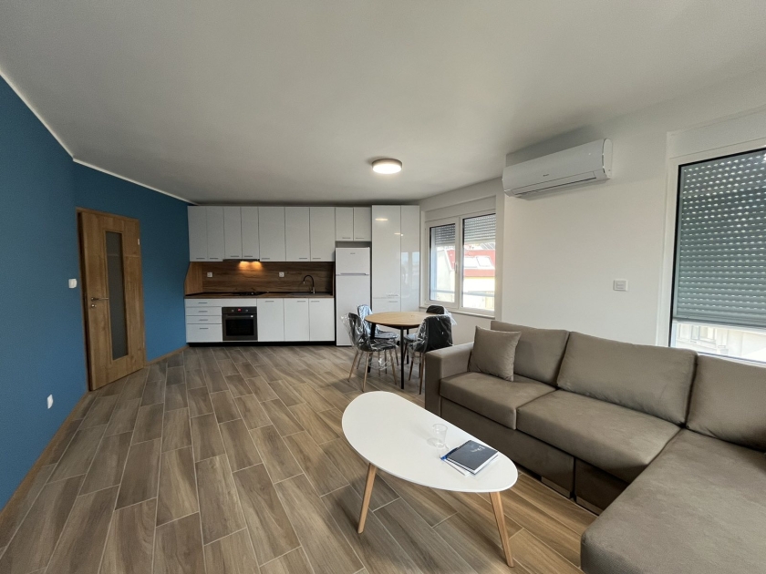 Тристаен апартамент за първи наематели, Мол Пловдив