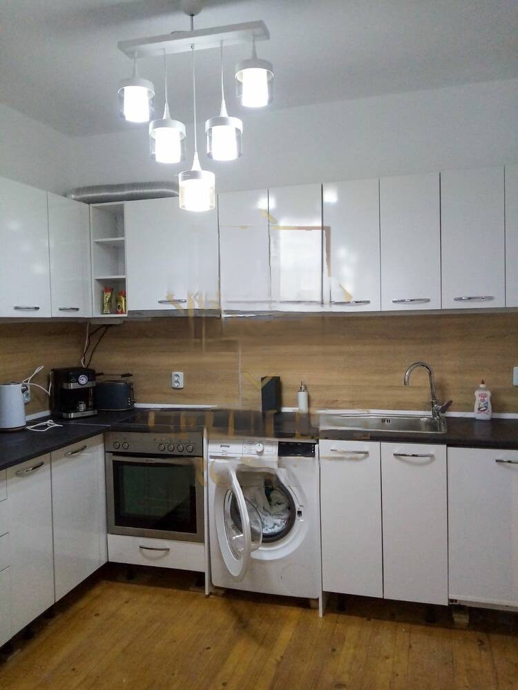 Тристаен апартамент